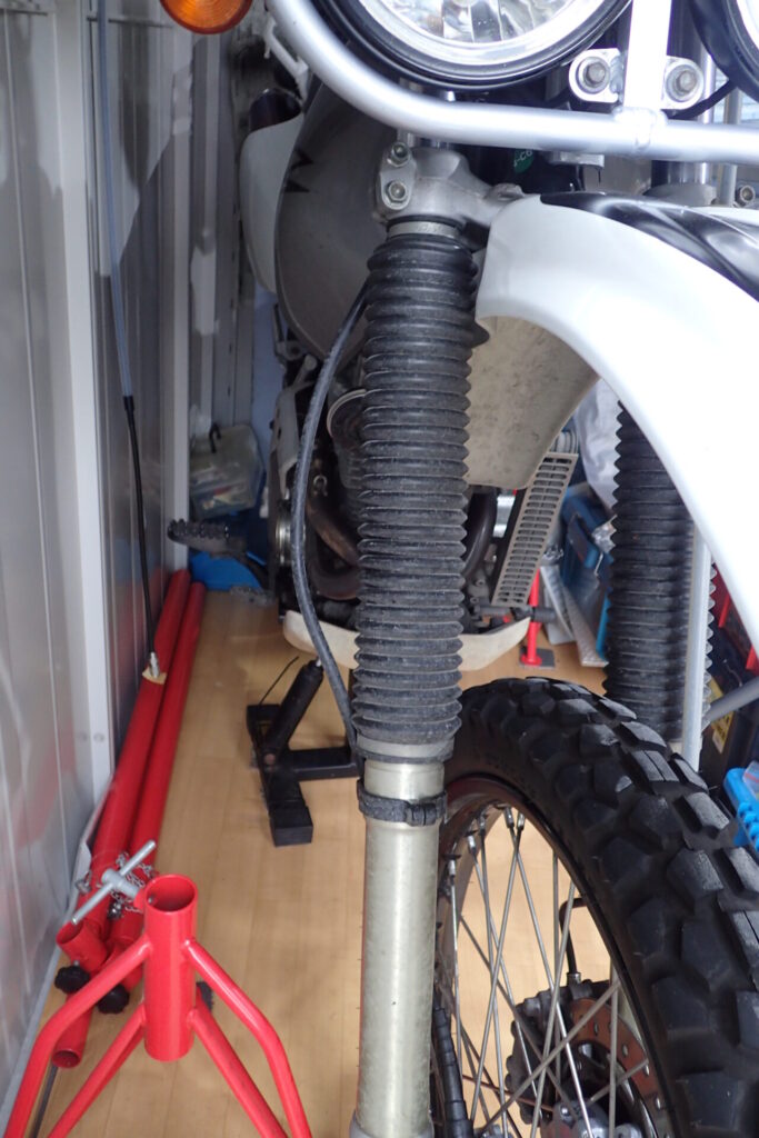 XR BAJAのスピードメーターケーブル