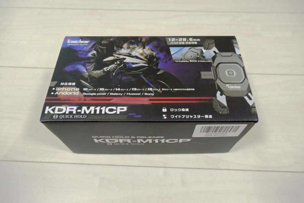 カエディア「KDR-M11CPJ」を購入し、その外箱を紹介している写真。