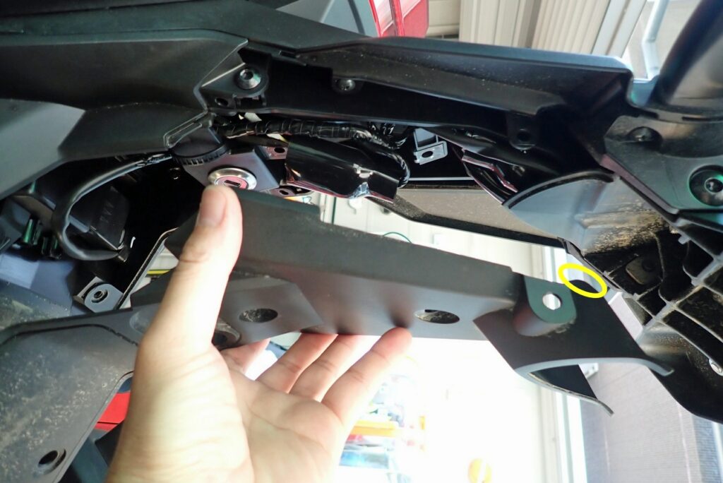 Modifying the inner cover with a small notch to allow dashcam cable clearance