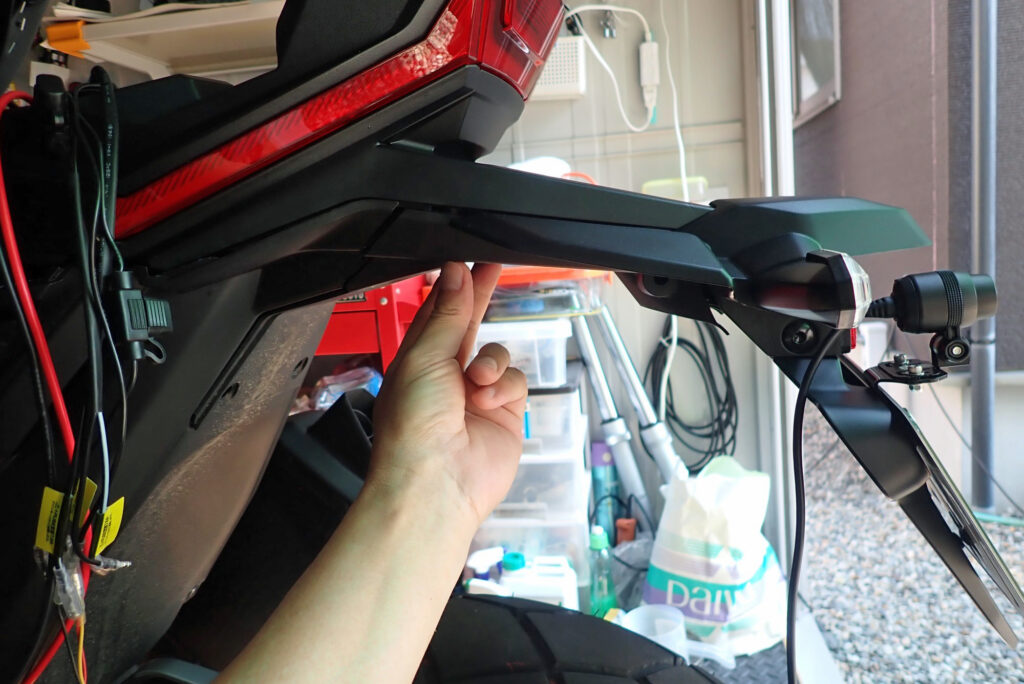 PLOT DRS001 bracket and Daytona M820WD rear camera installed on Honda X-ADV license plate